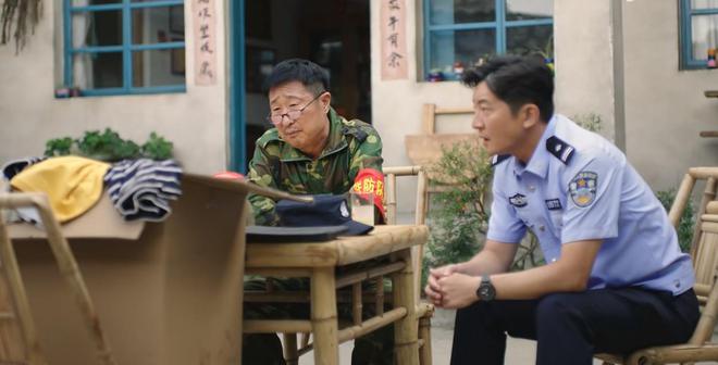 捐旧衣服被拒戳痛了多少农村人的自尊AG旗舰厅央视一套《驻站》：常胜(图35)