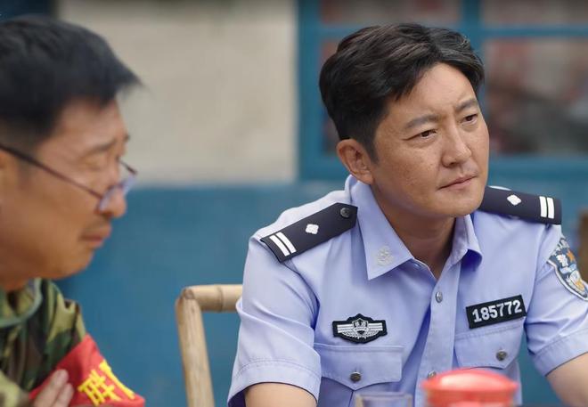 捐旧衣服被拒戳痛了多少农村人的自尊AG旗舰厅央视一套《驻站》：常胜(图14)