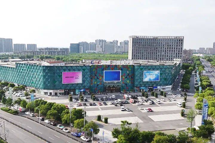 常见策略  2024年四季度轻薄款羽绒服是重点AG旗舰厅平台依据鸭绒价格调整肉鸭投放量已成为(图9)